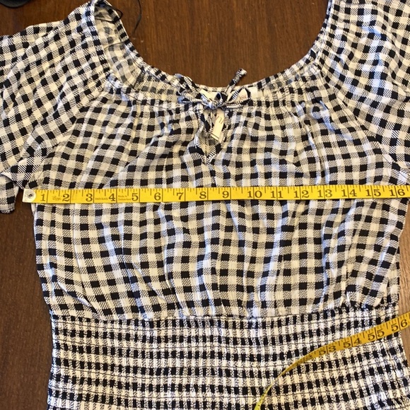 Pink Rose Black GinghamTop Size Medium - Picture 11 of 13